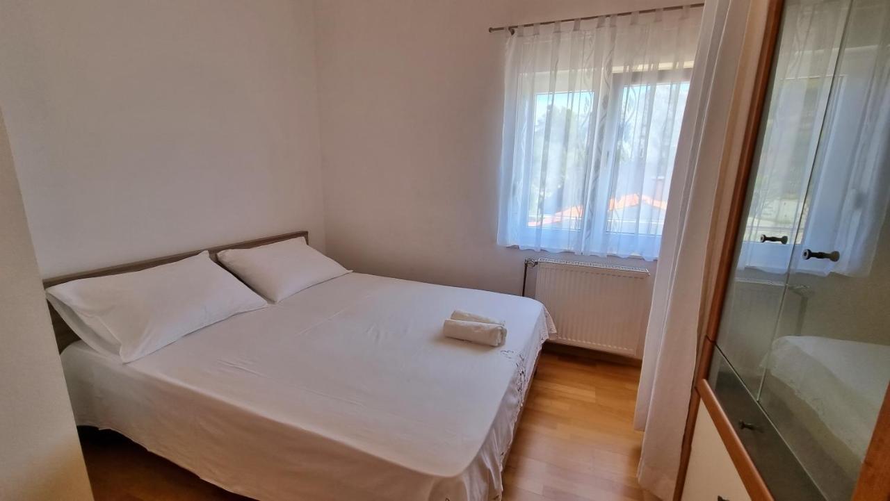 Apartments Stare Duce 6 Omiš Exterior foto